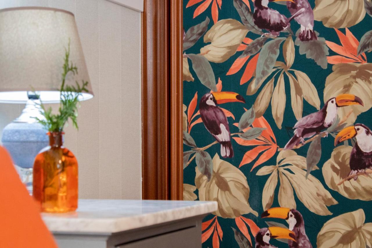 Luxury Singular Apartamento 4 Dormitorios サンティアゴ・デ・コンポステーラ エクステリア 写真