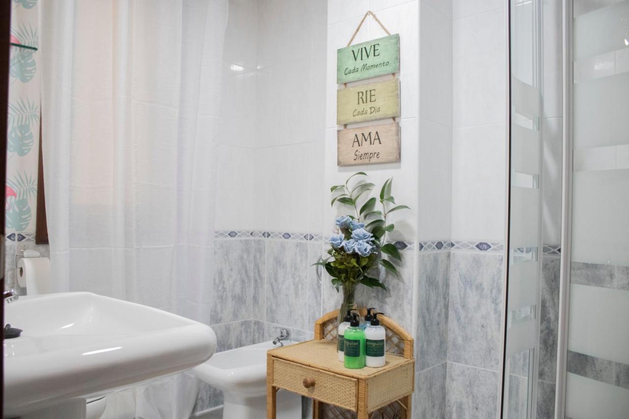 Luxury Singular Apartamento 4 Dormitorios サンティアゴ・デ・コンポステーラ エクステリア 写真