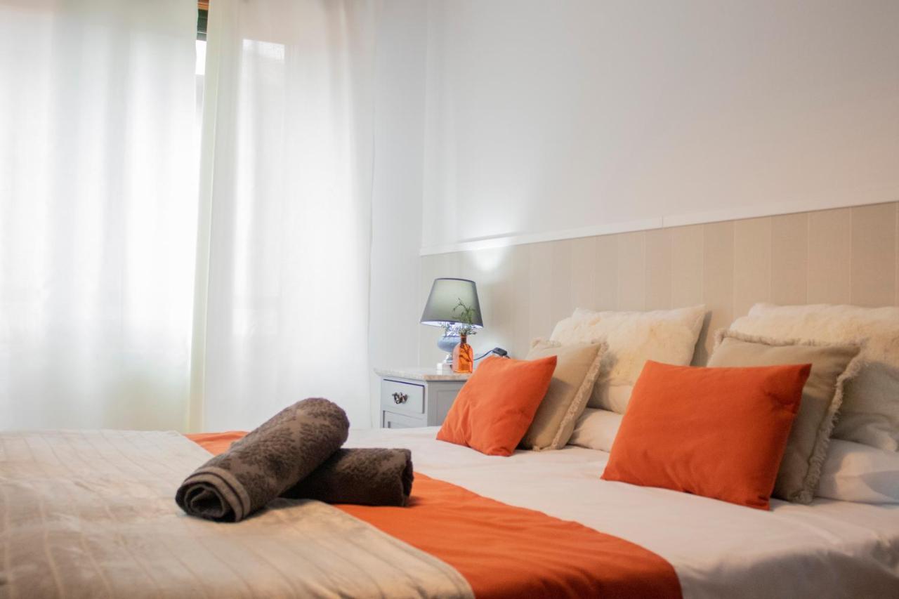 Luxury Singular Apartamento 4 Dormitorios サンティアゴ・デ・コンポステーラ エクステリア 写真