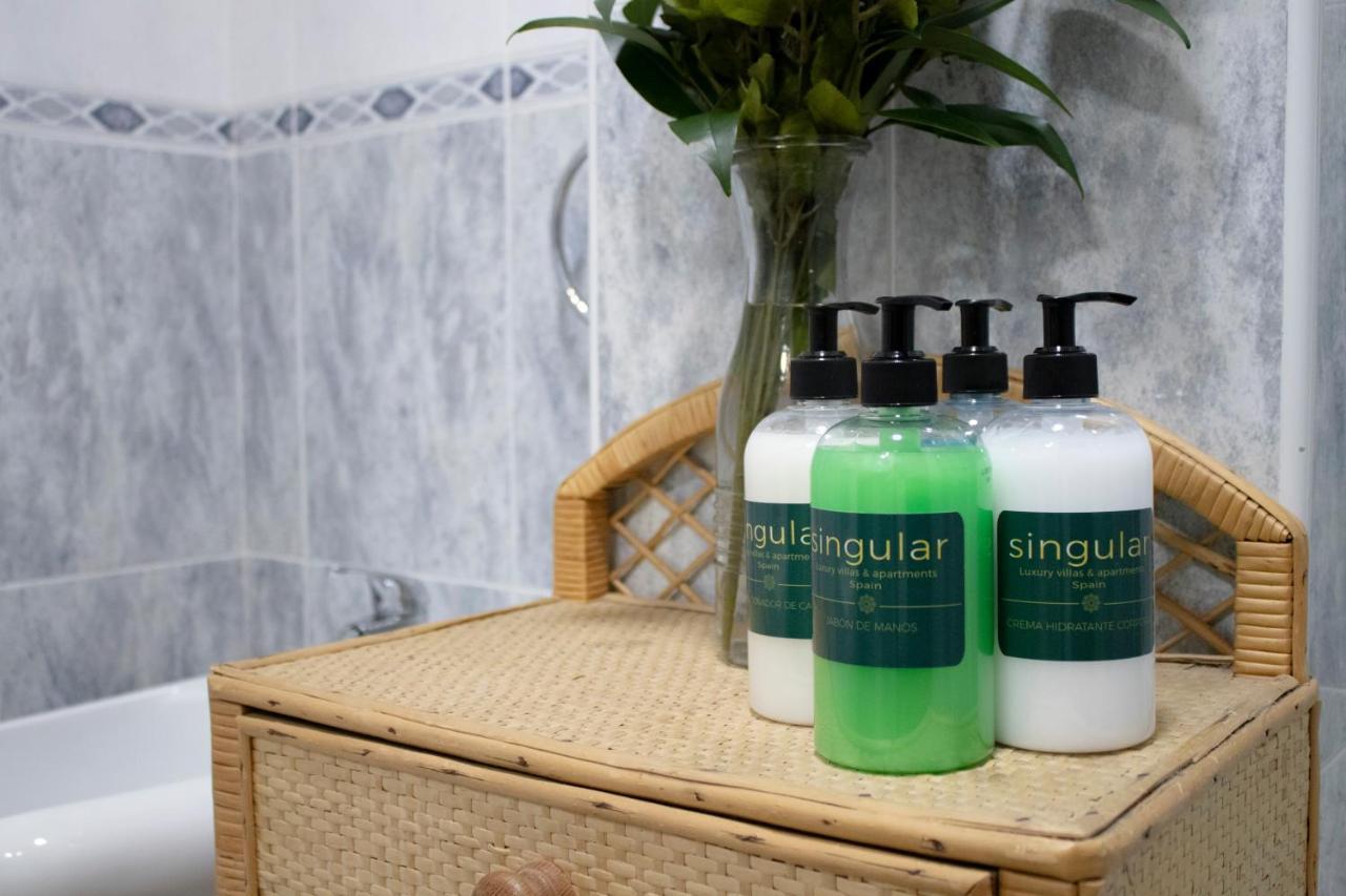Luxury Singular Apartamento 4 Dormitorios サンティアゴ・デ・コンポステーラ エクステリア 写真